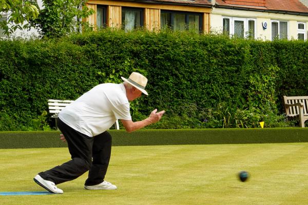 Francis Drake Bowls Club, Hilly Fields, Brockley, SE4 1QE. 