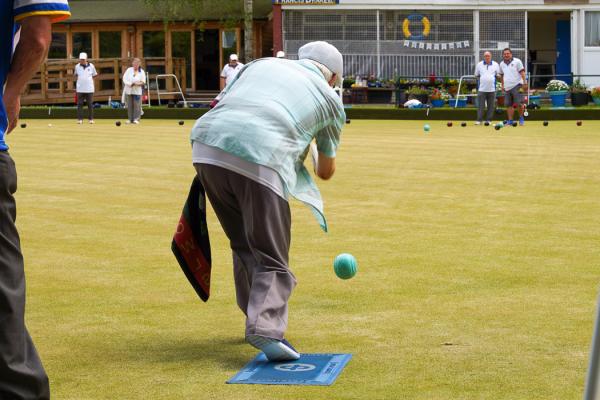 Francis Drake Bowls Club, Hilly Fields, Brockley, SE4 1QE. 