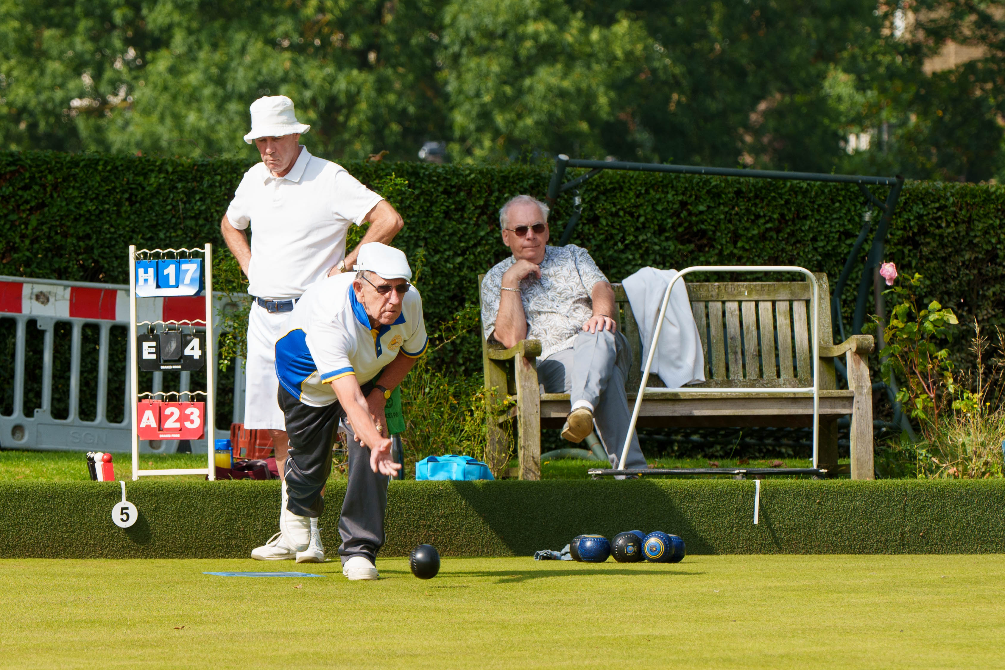 Francis Drake Bowls Club, Hilly Fields, Brockley, SE4 1QE. 100-up