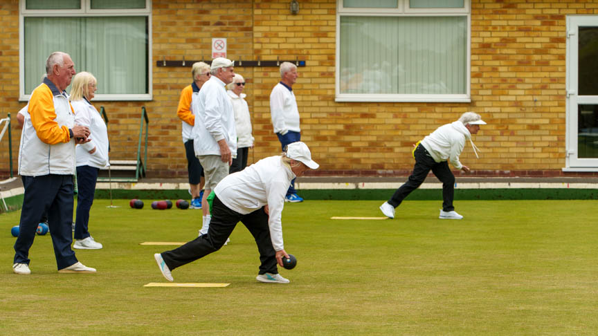 Francis Drake Bowls Club, Hilly Fields, Brockley, SE4 1QE. Sue