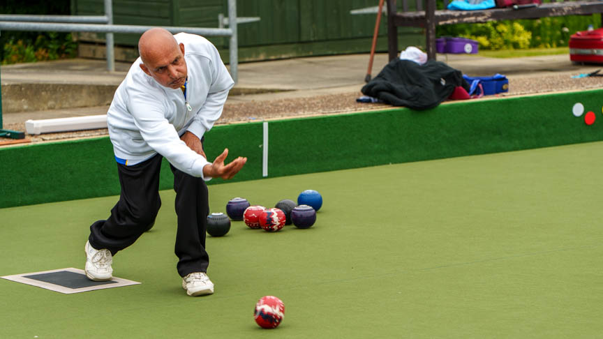 Francis Drake Bowls Club, Hilly Fields, Brockley, SE4 1QE. Les