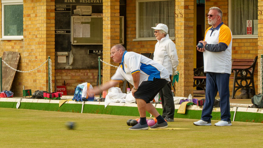 Francis Drake Bowls Club, Hilly Fields, Brockley, SE4 1QE. Cakey