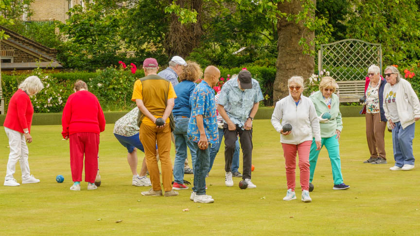 Francis Drake Bowls Club, Hilly Fields, Brockley, SE4 1QE. 