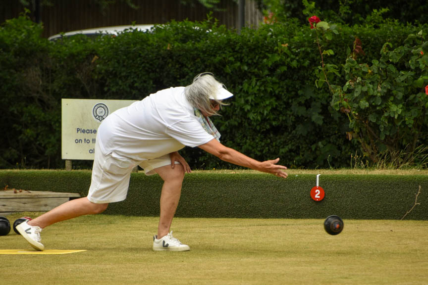 Francis Drake Bowls Club, Hilly Fields, Brockley, SE4 1QE. 