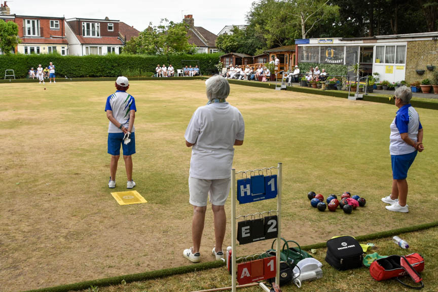 Francis Drake Bowls Club, Hilly Fields, Brockley, SE4 1QE. 