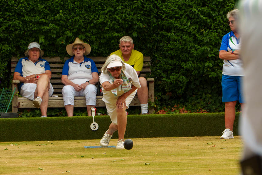 Francis Drake Bowls Club, Hilly Fields, Brockley, SE4 1QE. 