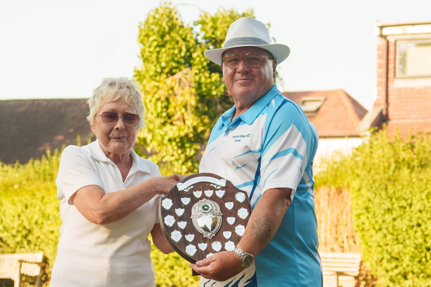 Francis Drake Bowls Club, Hilly Fields, Brockley, SE4 1QE. Dave Foster won the Shield