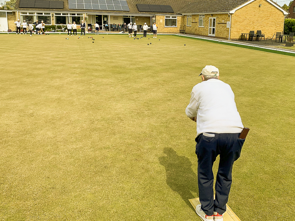 Francis Drake Bowls Club, Hilly Fields, Brockley, SE4 1QE. 