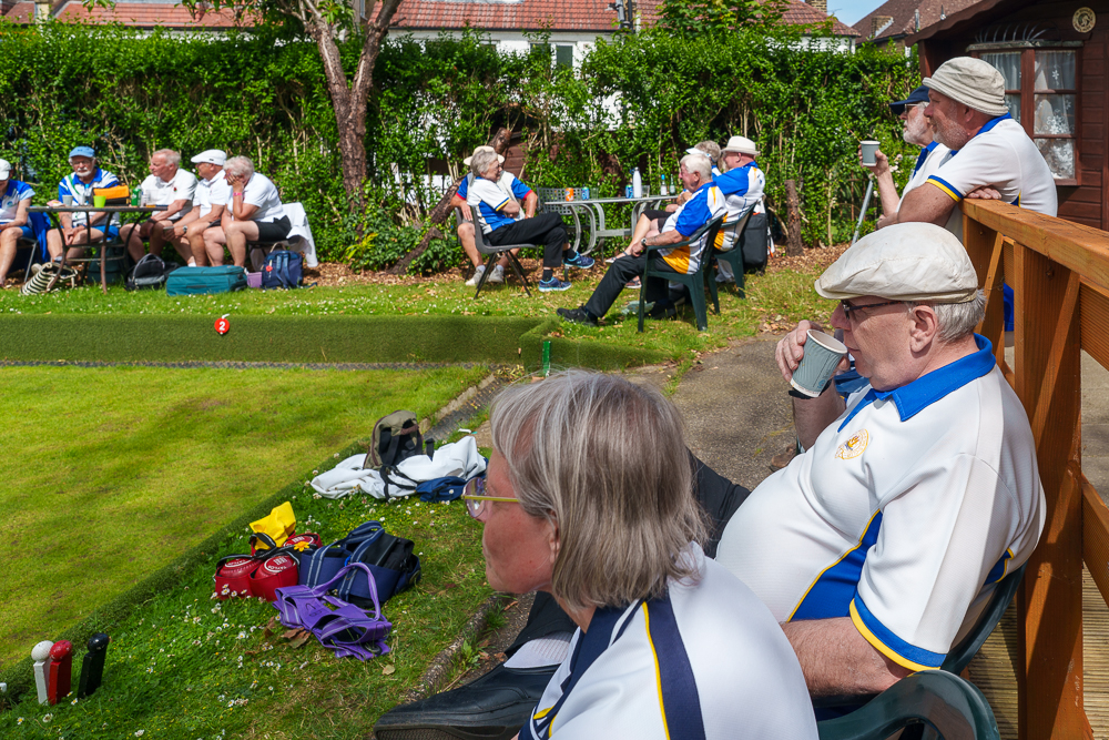 Francis Drake Bowls Club, Hilly Fields, Brockley, SE4 1QE. 