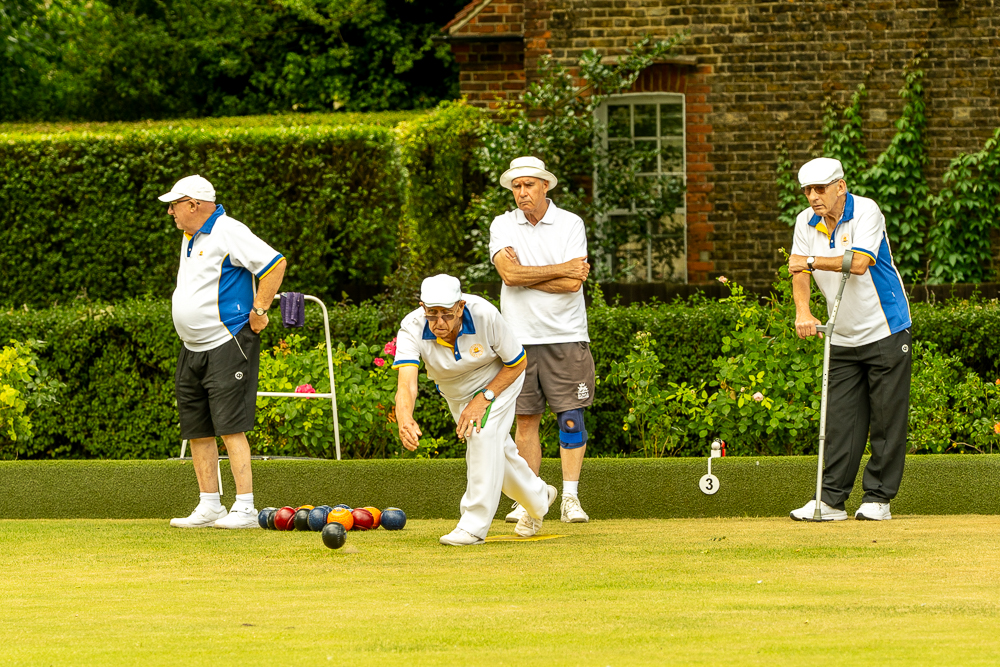 Francis Drake Bowls Club, Hilly Fields, Brockley, SE4 1QE. 