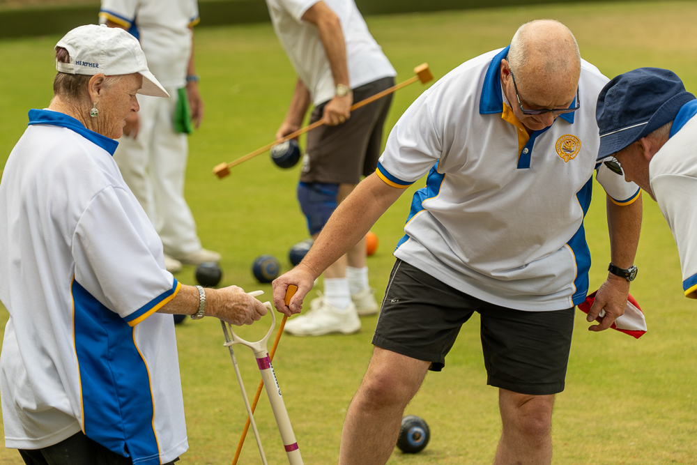 Francis Drake Bowls Club, Hilly Fields, Brockley, SE4 1QE. 