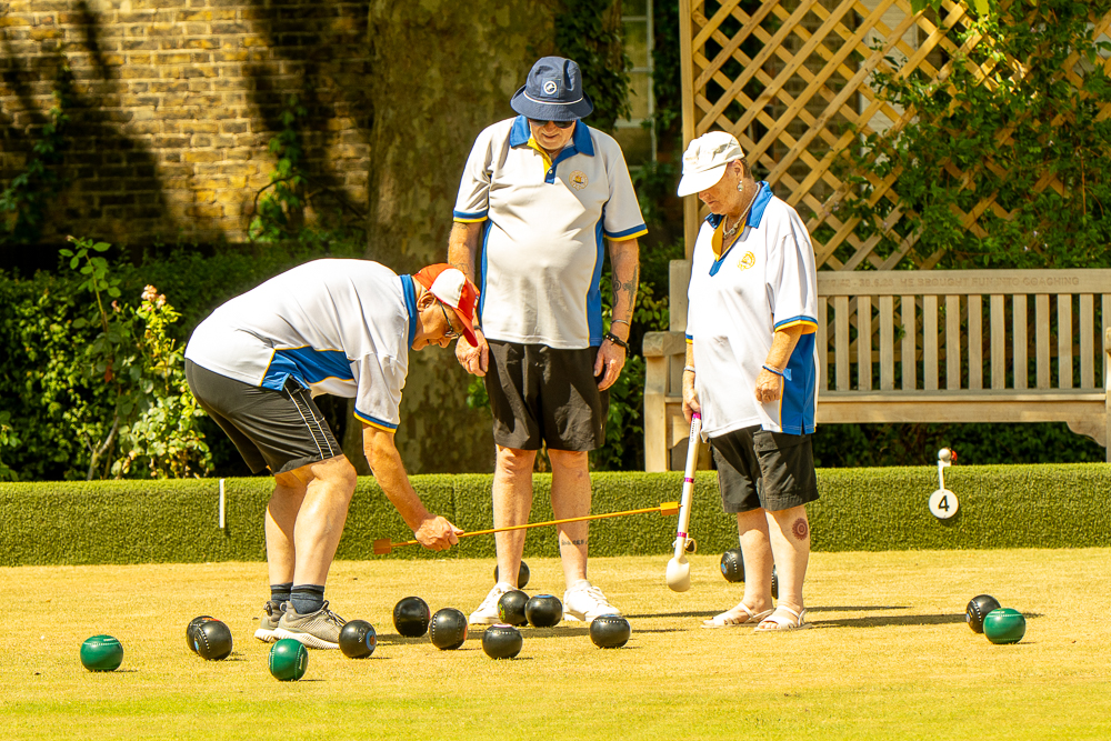 Francis Drake Bowls Club, Hilly Fields, Brockley, SE4 1QE. 