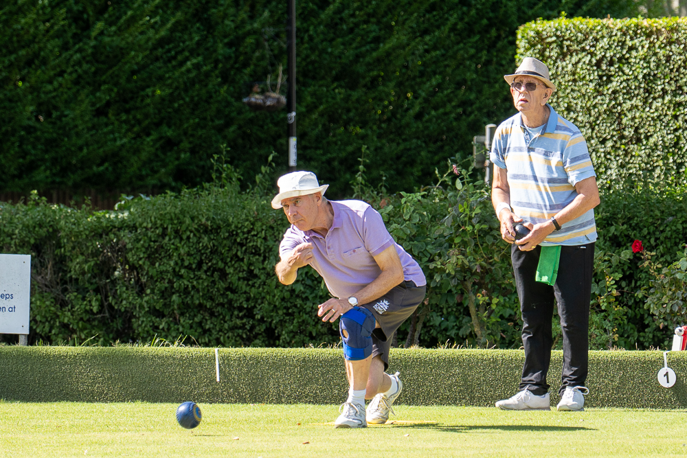 Francis Drake Bowls Club, Hilly Fields, Brockley, SE4 1QE. 