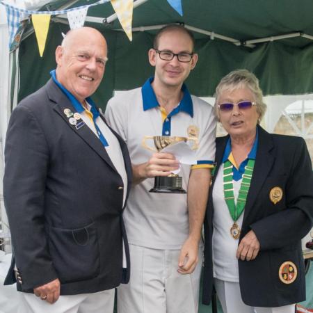 Francis Drake Bowls Club, Hilly Fields, Brockley, SE4 1QE. 3 Woods 18 Ends winner: David Singer