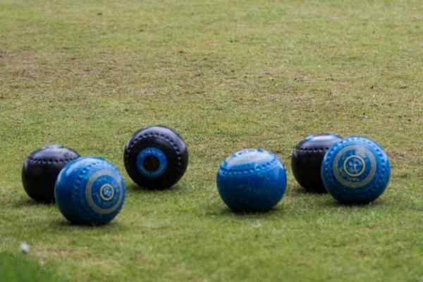 Francis Drake Bowls Club, Hilly Fields, Brockley, SE4 1QE. 