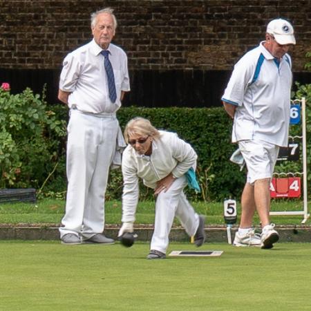 Francis Drake Bowls Club, Hilly Fields, Brockley, SE4 1QE. 