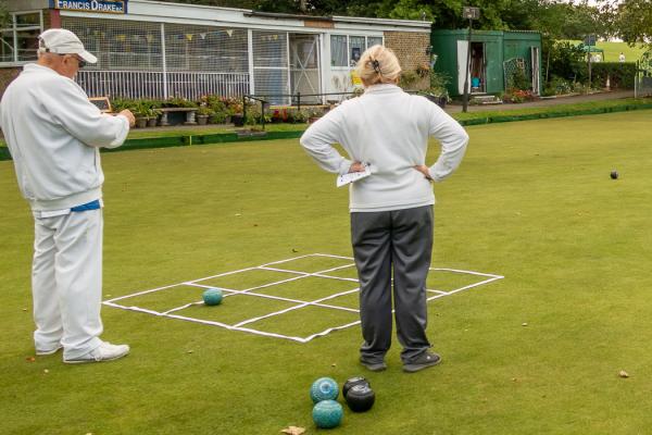 Francis Drake Bowls Club, Hilly Fields, Brockley, SE4 1QE. 